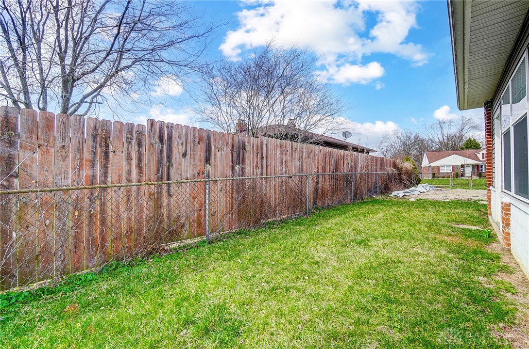 2351 Northmoor Drive, Springfield, Ohio image 44