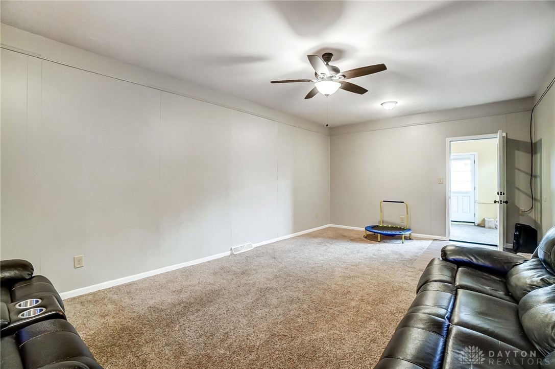 2351 Northmoor Drive, Springfield, Ohio image 15