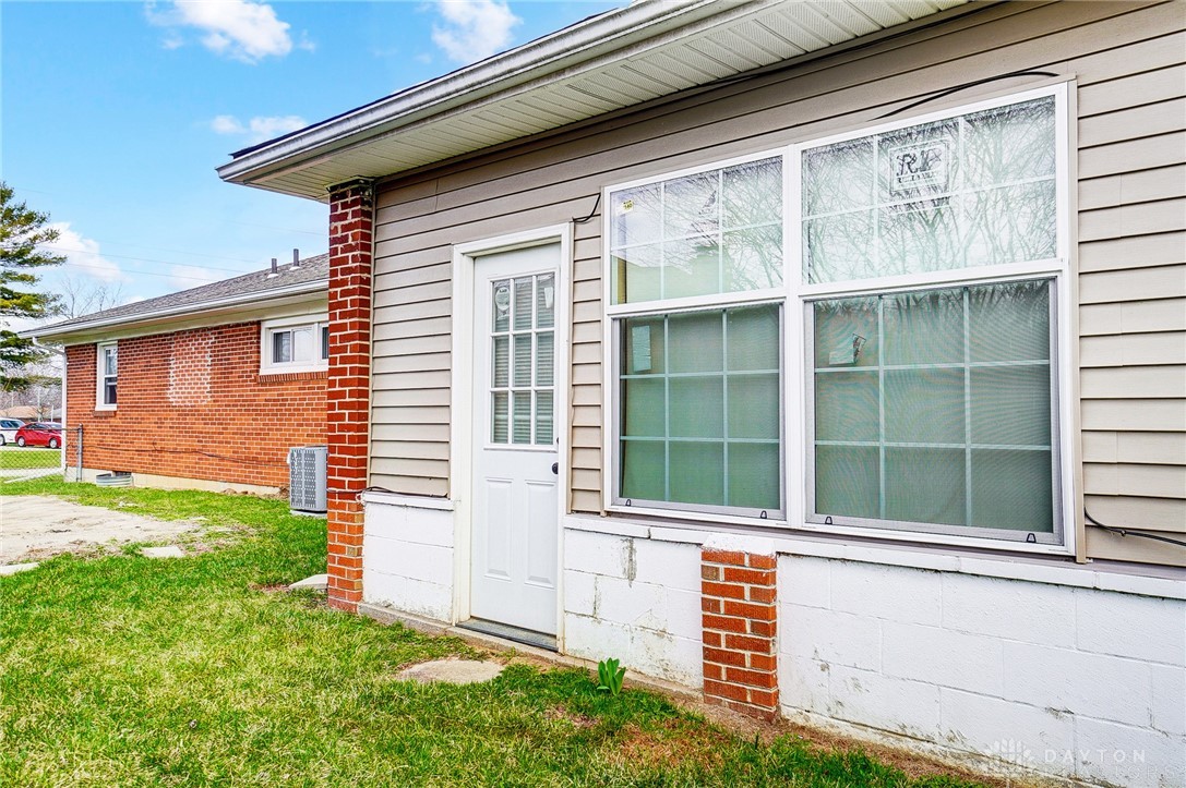 2351 Northmoor Drive, Springfield, Ohio image 43