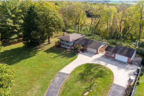 Tiny photo for 1416 Hilltop Road, Xenia, OH 45385 (MLS # 946060)