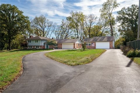 Tiny photo for 1416 Hilltop Road, Xenia, OH 45385 (MLS # 946060)