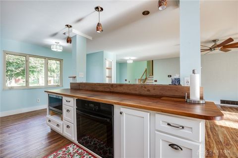 Tiny photo for 1416 Hilltop Road, Xenia, OH 45385 (MLS # 946060)