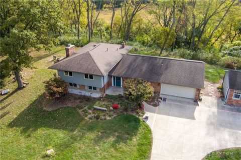Tiny photo for 1416 Hilltop Road, Xenia, OH 45385 (MLS # 946060)