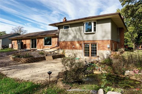 Tiny photo for 1416 Hilltop Road, Xenia, OH 45385 (MLS # 946060)