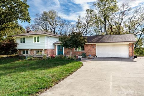 Tiny photo for 1416 Hilltop Road, Xenia, OH 45385 (MLS # 946060)