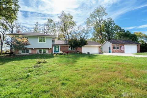 Tiny photo for 1416 Hilltop Road, Xenia, OH 45385 (MLS # 946060)