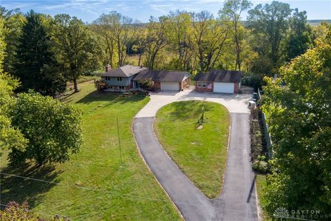 Tiny photo for 1416 Hilltop Road, Xenia, OH 45385 (MLS # 946060)