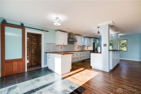 Tiny photo for 1416 Hilltop Road, Xenia, OH 45385 (MLS # 946060)