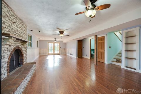 Tiny photo for 1416 Hilltop Road, Xenia, OH 45385 (MLS # 946060)