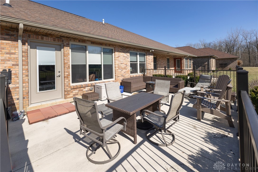 2828 Summer Field Trail, Sidney, Ohio image 23