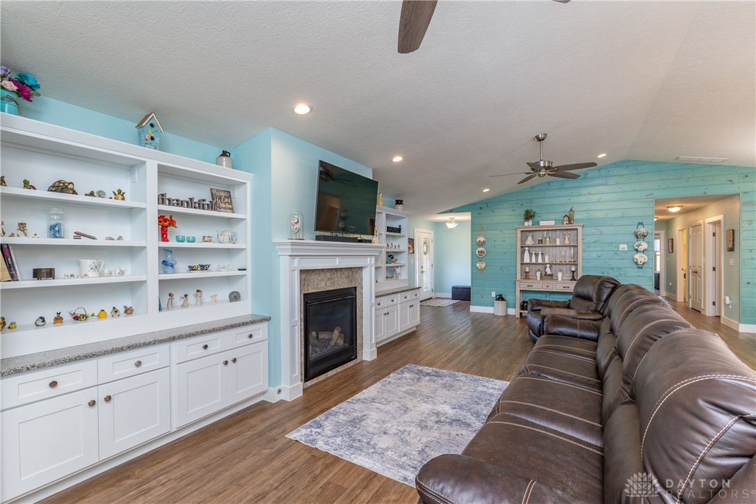2828 Summer Field Trail, Sidney, Ohio image 4