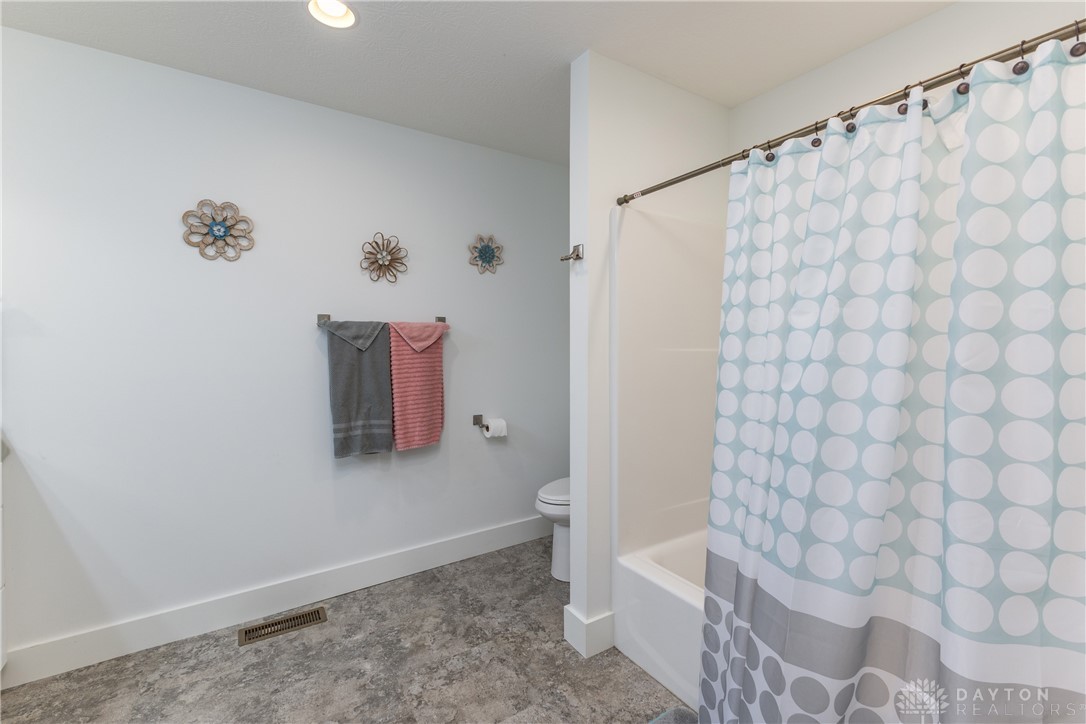 2828 Summer Field Trail, Sidney, Ohio image 17