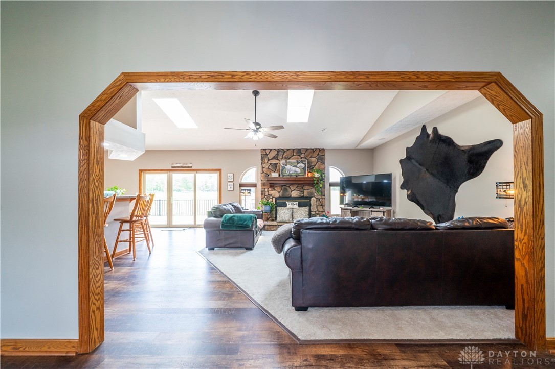 5152 S Tecumseh Road, Springfield, Ohio image 3
