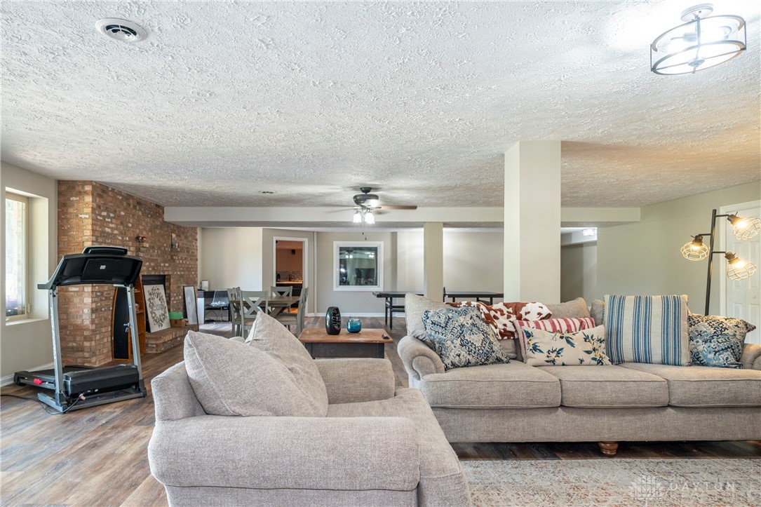 5152 S Tecumseh Road, Springfield, Ohio image 42