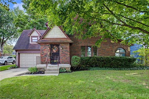 Homes For Sale - 1820 Pembrook Road<br/> Springfield, OH 45504