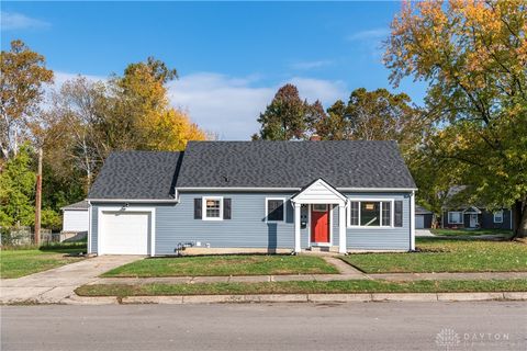 Photo of 93 Thorpe Drive, Dayton, OH 45420 (MLS # 944159)