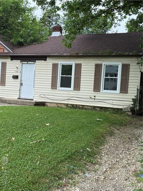 Homes For Sale - 1303 Catalpa Drive<br/> Dayton, OH 45406