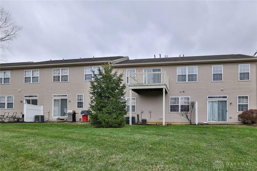 3883 Thorngate Drive #12, Mason, Ohio image 36