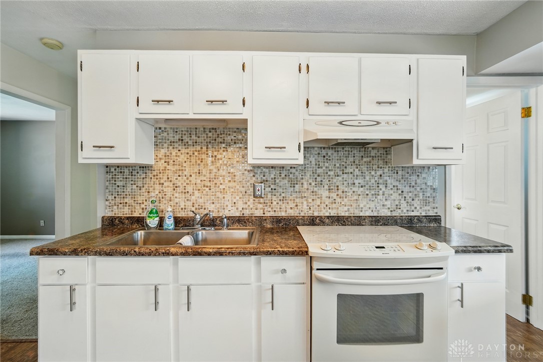 75 Royal Drive, Springboro, Ohio image 13