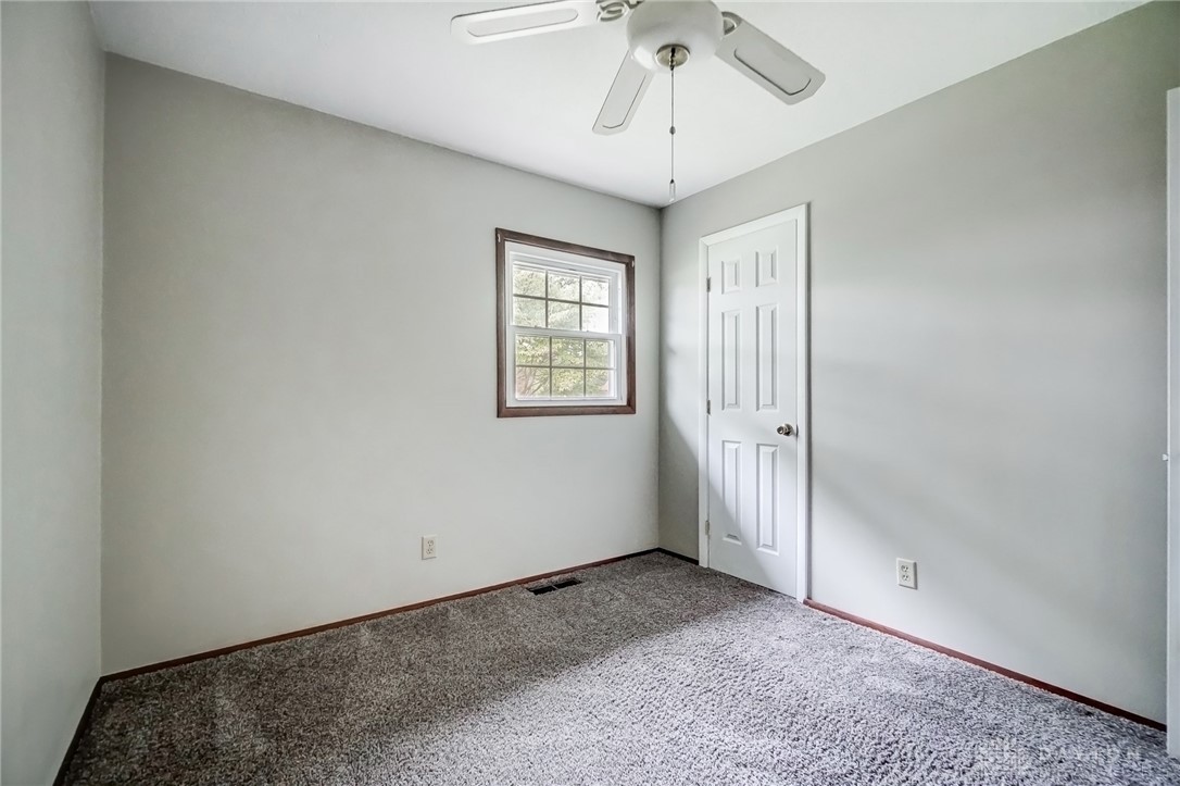 1107 Maplecrest Drive, Troy, Ohio image 30