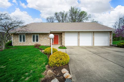 Photo of 1839 E Lindsey Avenue, Miamisburg, OH 45342 (MLS # 954251)