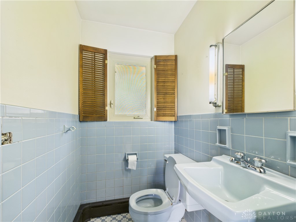 Dayton, Ohio 45410, United States, 3 Bedrooms Bedrooms, ,3 BathroomsBathrooms,Residential,Pending,159244