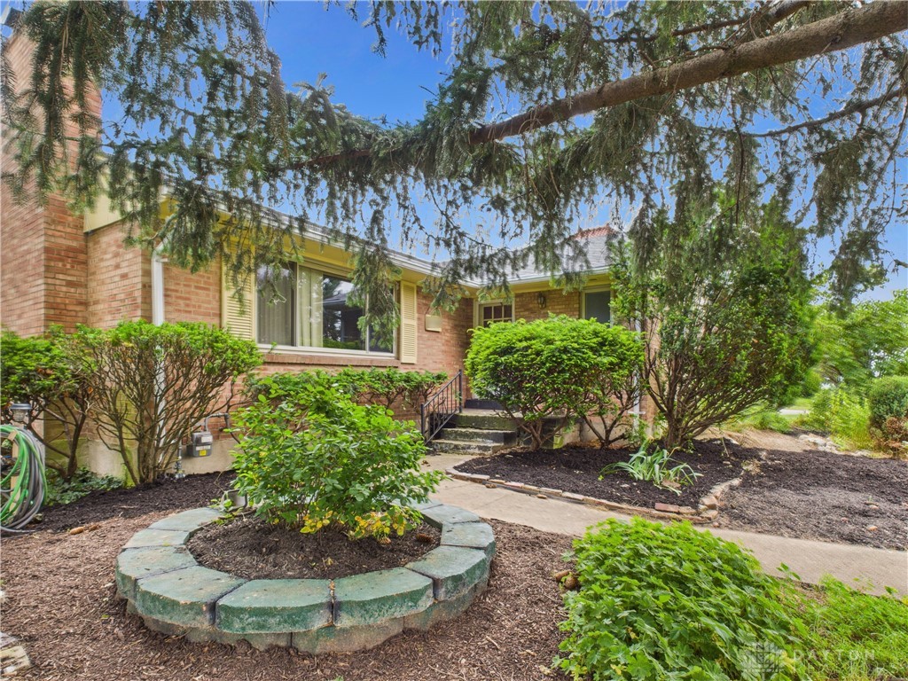 Dayton, Ohio 45410, United States, 3 Bedrooms Bedrooms, ,3 BathroomsBathrooms,Residential,Pending,159244