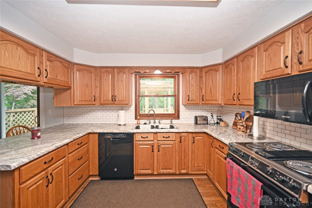1300 Lytle Road, Waynesville, Ohio image 17