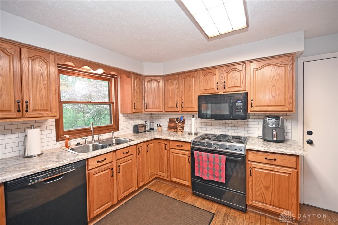 1300 Lytle Road, Waynesville, Ohio image 16