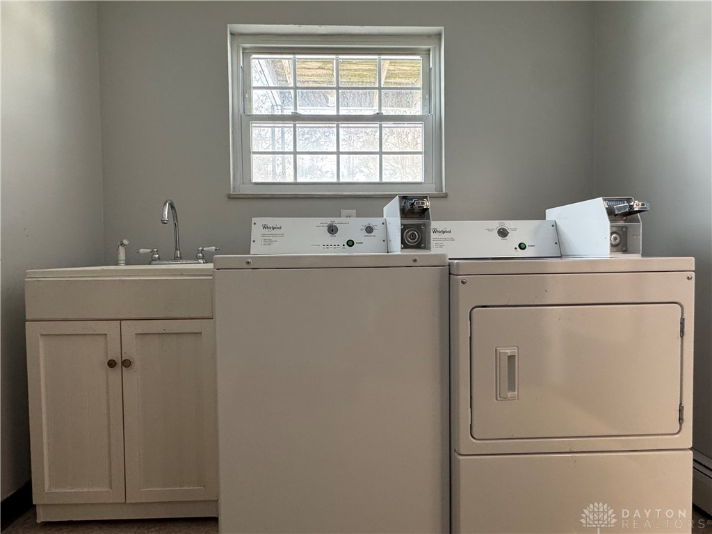 Dayton, Ohio 45459, United States, 2 Bedrooms Bedrooms, ,1 BathroomBathrooms,Residential,Active,724