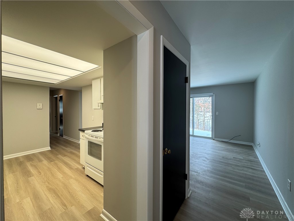 Dayton, Ohio 45459, United States, 2 Bedrooms Bedrooms, ,1 BathroomBathrooms,Residential,Active,724