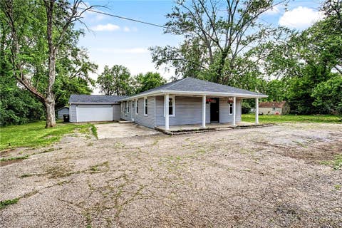 Photo of 4916 Talton Drive, Middletown, OH 45042 (MLS # 961541)