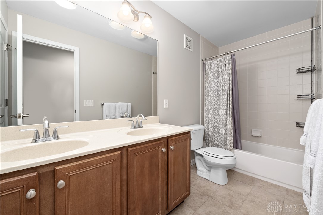 206 Thomas Paxton Court, Loveland, Ohio image 24