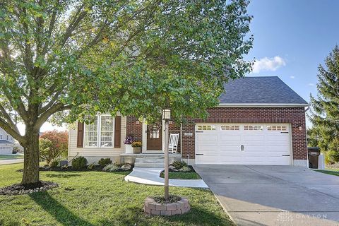 Photo of 1387 Kelly Marie Court, Miamisburg, OH 45342 (MLS # 947181)