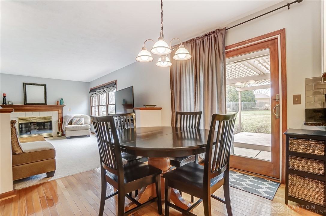 1131 Redcoat Court, Beavercreek, Ohio image 24
