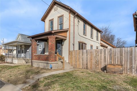 Photo of 1405 Ohmer Avenue, Dayton, OH 45410 (MLS # 950754)