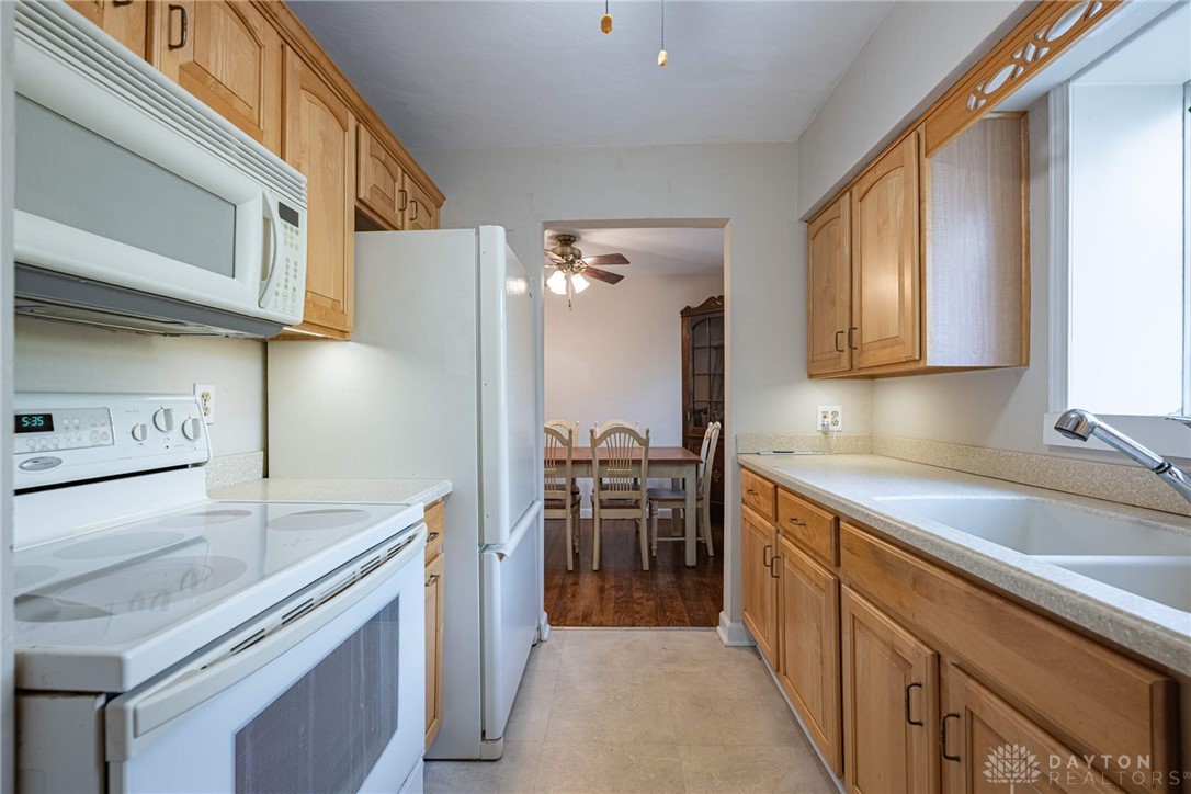 306 S 7th Street, Miamisburg, Ohio image 13