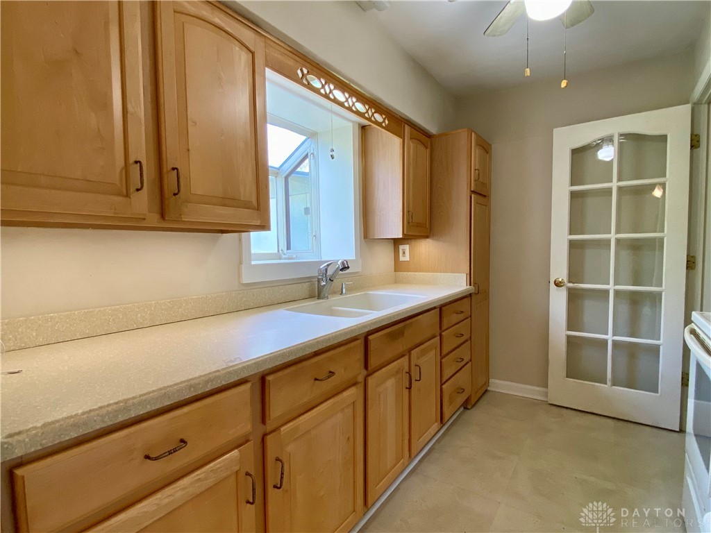 306 S 7th Street, Miamisburg, Ohio image 10