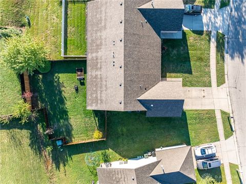 Tiny photo for 6732 Grovebelle Drive, Dayton, OH 45424 (MLS # 945367)