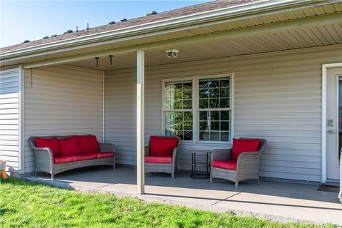 Tiny photo for 6732 Grovebelle Drive, Dayton, OH 45424 (MLS # 945367)