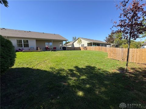 Tiny photo for 6732 Grovebelle Drive, Dayton, OH 45424 (MLS # 945367)
