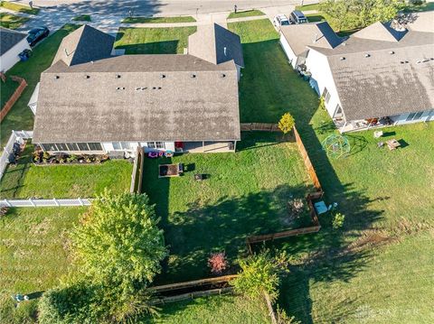 Tiny photo for 6732 Grovebelle Drive, Dayton, OH 45424 (MLS # 945367)