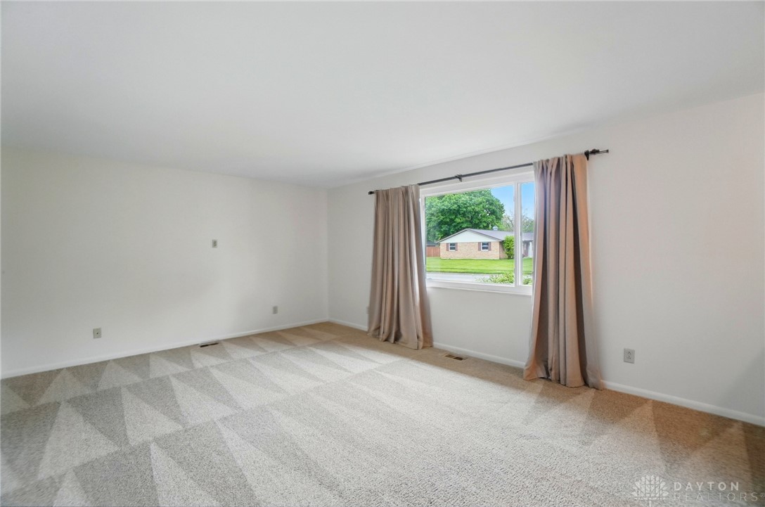 1072 Imperial Boulevard, Springfield, Ohio image 11