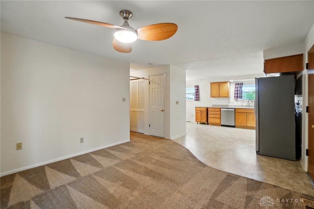 1072 Imperial Boulevard, Springfield, Ohio image 16