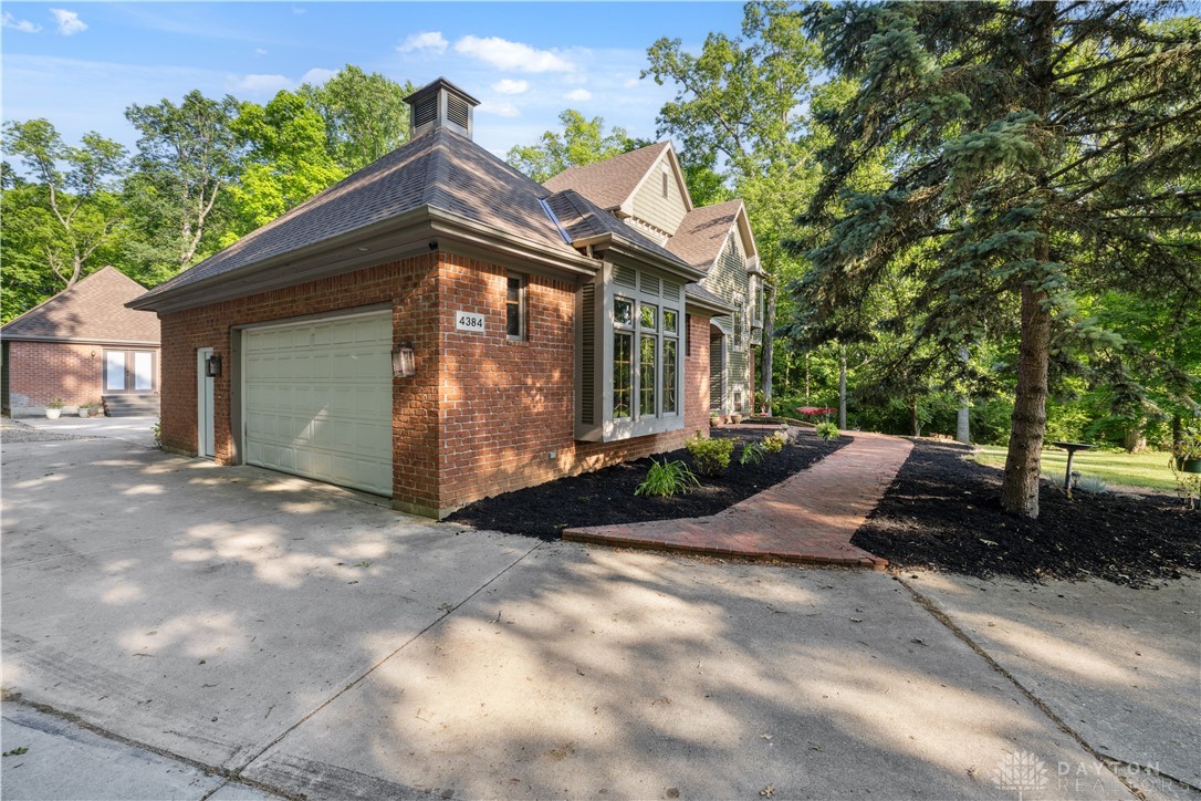 4384 New Market Banta Road, Lewisburg, Ohio image 4