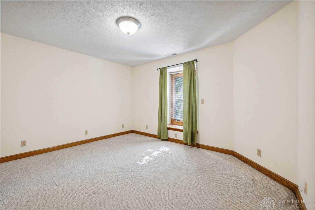 4384 New Market Banta Road, Lewisburg, Ohio image 43
