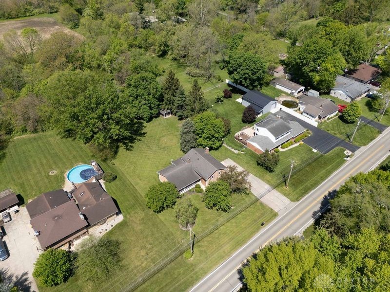 684 Barnhart Road, Troy, Ohio image 13
