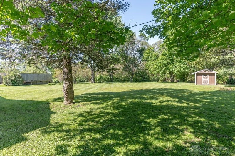 684 Barnhart Road, Troy, Ohio image 12