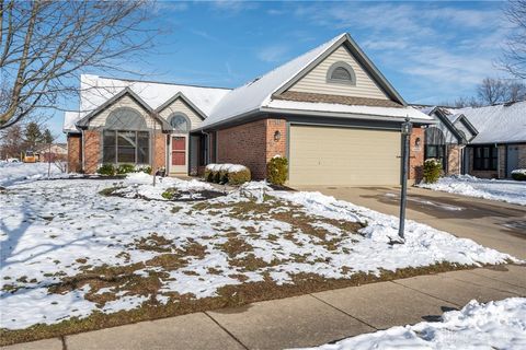 Photo of 4426 Woodbank Drive, Dayton, OH 45440 (MLS # 948881)