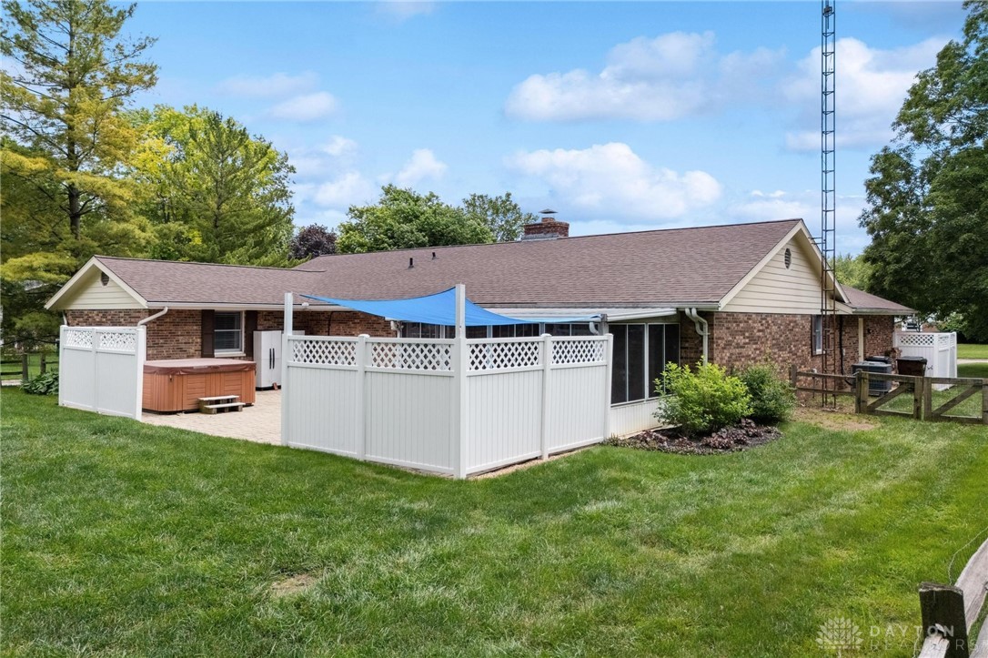 2530 Kenmont Court, Beavercreek, Ohio image 35